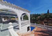 Chalet independiente con terreno en venta en la España, Arroyo de la Miel-Benalmádena Costa, ref: TR396316 foto