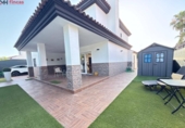 Chalet independiente con terreno en venta en la España, Gelves, ref: TR275910 foto