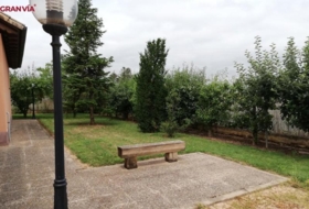 Albelda de Iregua 2000&nbsp;m² 