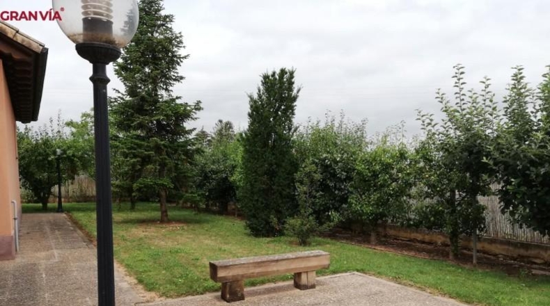 La Rioja - Albelda de Iregua - 2000m2