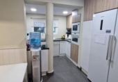 Отдельно стоящий дом с участком на продажу в городе Фуэнхирола Фото