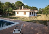 Detached villa with land for sale on España, Llambilles, ref: TR311704 photo