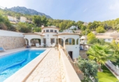 Chalet independiente con terreno en venta en la España, Calpe, ref: TR373340 foto