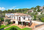 Chalet independiente con terreno en venta en la España, Blanes, ref: TR401249 foto