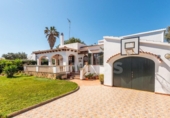 Chalet independiente con terreno en venta en la España, Ciutadella de Menorca, ref: TR362080 foto