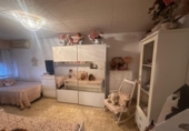 Отдельно стоящий дом с участком на продажу в городе Кордова Фото