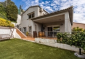 Chalet independiente con terreno en venta en la España, Matadepera, ref: TR287518 foto