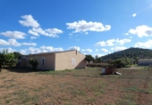 Chalet independiente con terreno en venta en la España, Porreras, ref: TR156709 foto