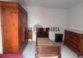 Отдельно стоящий дом с участком на продажу в городе Ciutadella de Menorca Фото