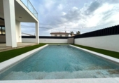 Chalet independiente con terreno en venta en la España, el Vendrell, ref: TR390179 foto