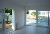 Chalet independiente con terreno en venta en la España, L'Alfàs del Pi, ref: TR141851 foto