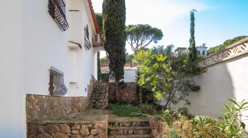 Gerona - l'Escala - 1048m2