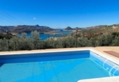 Chalet independiente con terreno en venta en la España, Rute, ref: TR140904 foto