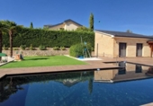 Chalet independiente con terreno en venta en la España, Villar del Olmo, ref: TR345247 foto