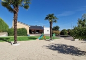 Chalet independiente con terreno en venta en la España, Villar del Olmo, ref: TR345247 foto