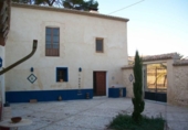 Chalet independiente con terreno en venta en la España, Ontinyent, ref: TR366098 foto