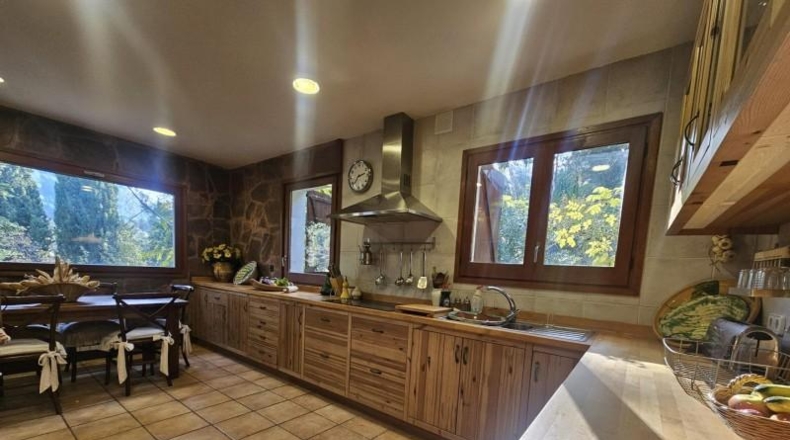 Barcelona - Castellví de Rosanes - 23000m2