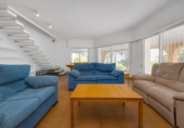 Chalet independiente con terreno en venta en la España, Torrevieja, ref: TR410867 foto