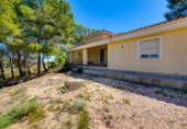 Chalet independiente con terreno en venta en la España, Torrevieja, ref: TR410867 foto