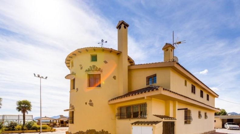 Alicante - Castalla - 15000m2