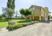 Detached villa with land for sale on España, Sant Esteve d'en Bas, ref: TR173020 photo