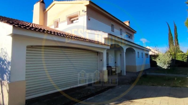 Cuenca - Cuenca - 442m2