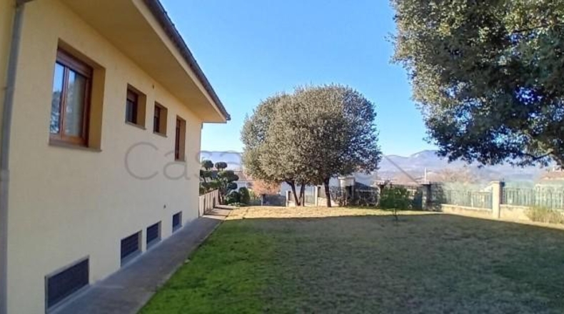 Barcelona - Sant Vicenç de Torelló - 2122m2