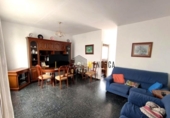 Отдельно стоящий дом с участком на продажу в городе Ciutadella de Menorca Фото
