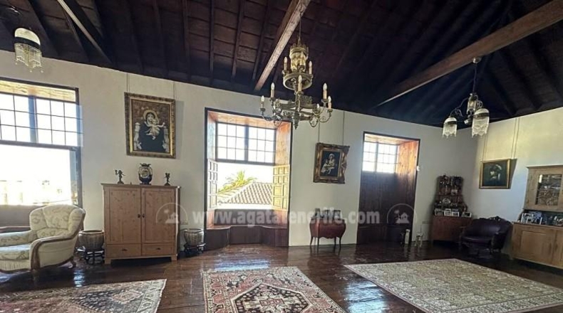 Santa Cruz de Tenerife - Icod de los Vinos - 590m2