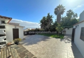 Chalet independiente con terreno en venta en la España, Icod de los Vinos, ref: TR162273 foto