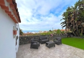 Chalet independiente con terreno en venta en la España, Icod de los Vinos, ref: TR162273 foto