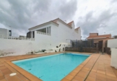 Chalet independiente con terreno en venta en la España, Las Palmas de Gran Canaria, ref: TR264060 foto