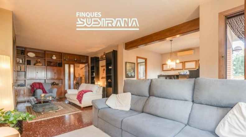 Барселона - Igualada - 809m2