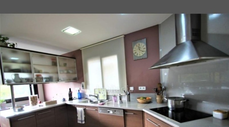 Мадрид - Majadahonda - 871m2