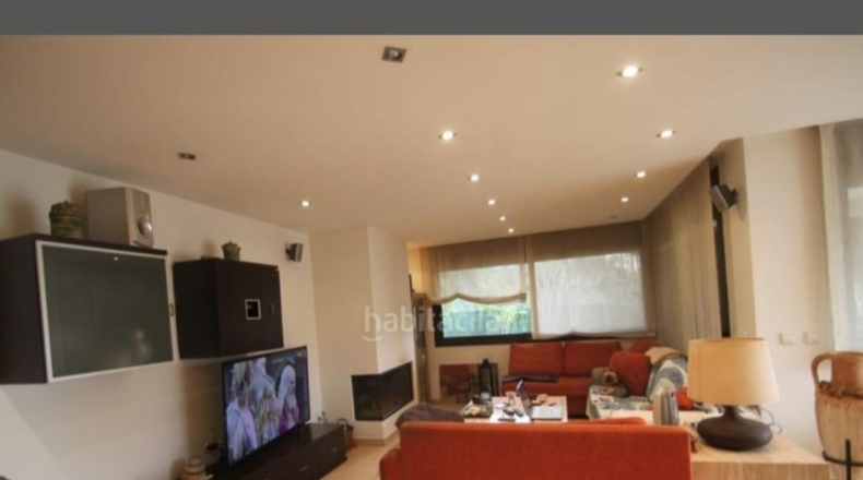 Мадрид - Majadahonda - 871m2