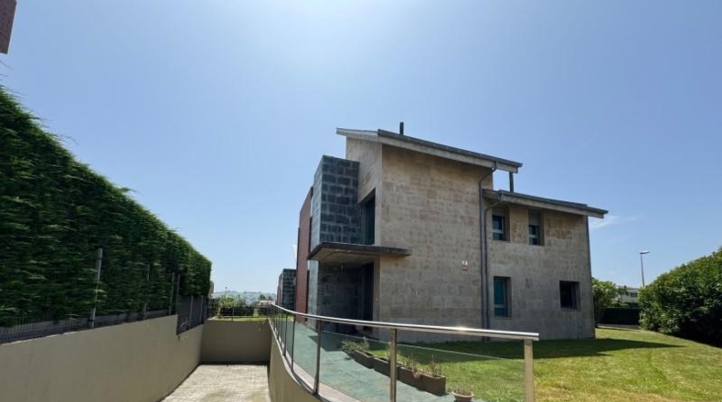Cantabria - Santa Cruz de Bezana - 540m2