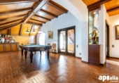 Chalet independiente con terreno en venta en la España, Castellar del Vallès, ref: TR399348 foto