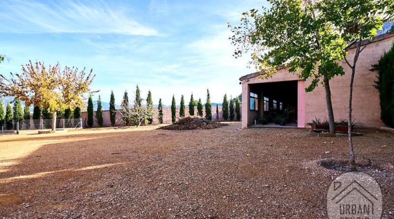 Аликанте - Cocentaina - 765m2
