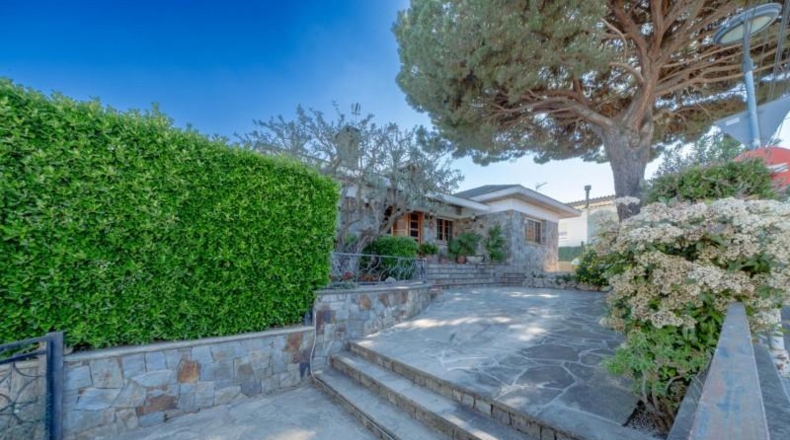 Barcelona - Barberà del Vallès - 830m2