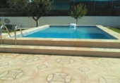 Отдельно стоящий дом с участком на продажу в городе Santa Marta de Tormes Фото