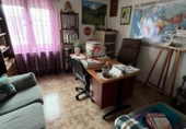 Отдельно стоящий дом с участком на продажу в городе Santa Marta de Tormes Фото