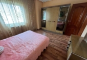 Отдельно стоящий дом с участком на продажу в городе Santa Marta de Tormes Фото