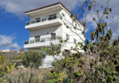 Chalet independiente con terreno en venta en la España, Arona, ref: TR380022 foto