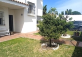 Chalet independiente con terreno en venta en la España, El Puerto de Santa María, ref: TR389491 foto