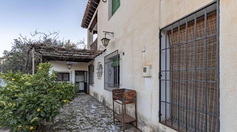 Granada - Granada - 1049m2