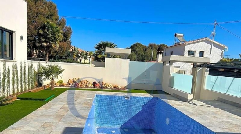Alicante - Campello - 485m2