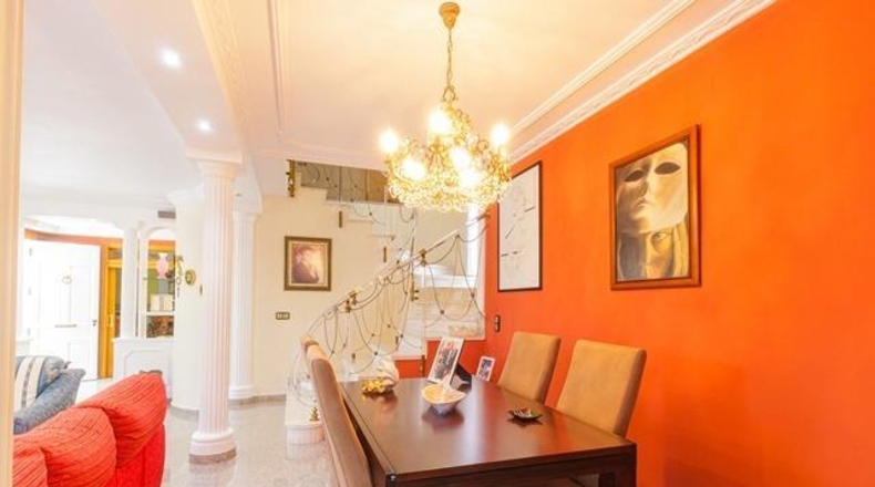 Alicante - San Vicente del Raspeig - 1100m2