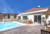 Chalet independiente con terreno en venta en la España, Playa de Mogán, ref: TR356465 foto