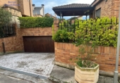 Chalet independiente con terreno en venta en la España, Logroño, ref: TR370709 foto