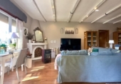 Chalet independiente con terreno en venta en la España, Torrevieja, ref: TR375655 foto